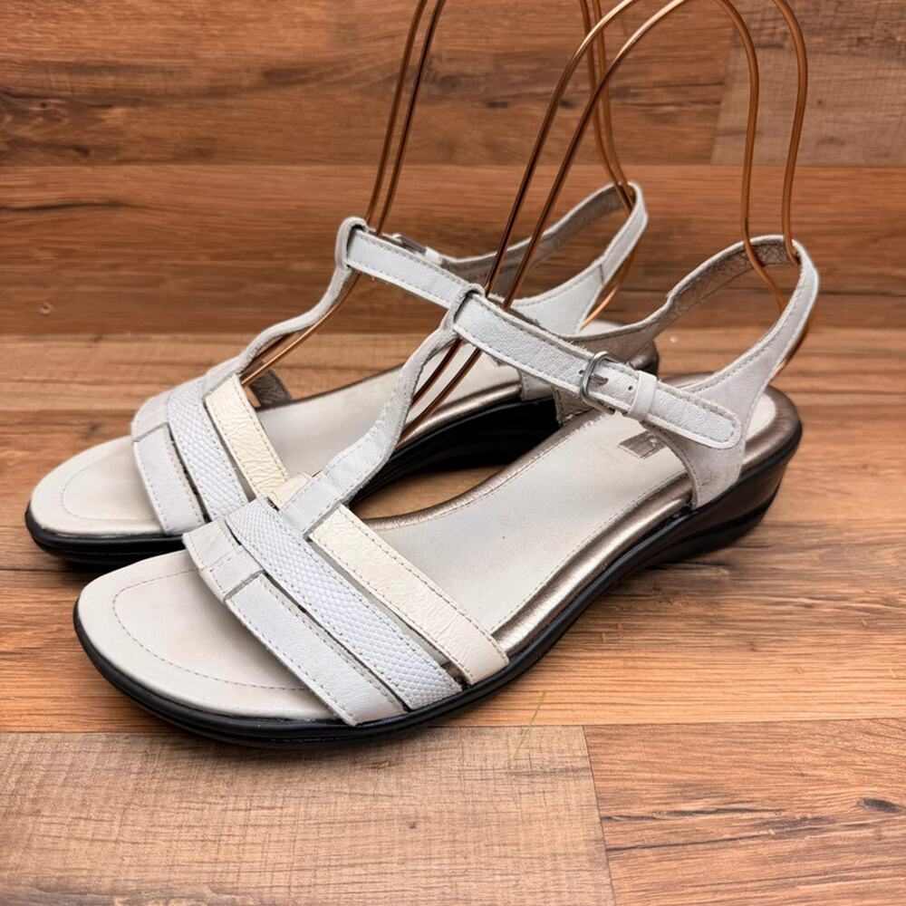 Ecco Flash Sandals Womens 40 US9 Leather  Comfort Wedge white